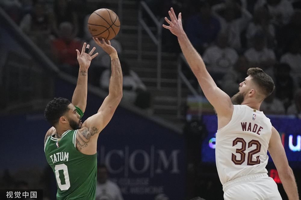 在对玻利维 在对玻利维